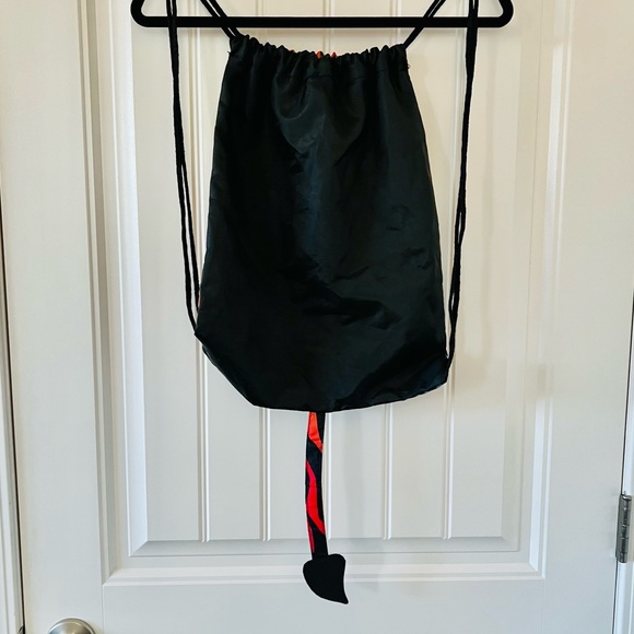 Spirit Halloween Drawstring Rainbow & Tiger Stripe Backpack with Dragon Tale - Picture 6 of 8